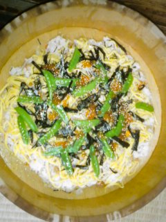 ���V���F�̐��E