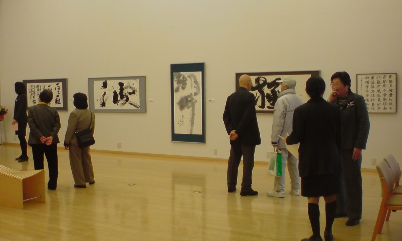 ���V���F�̐��E