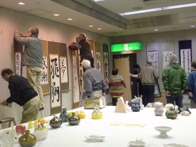 ���V���F�̐��E