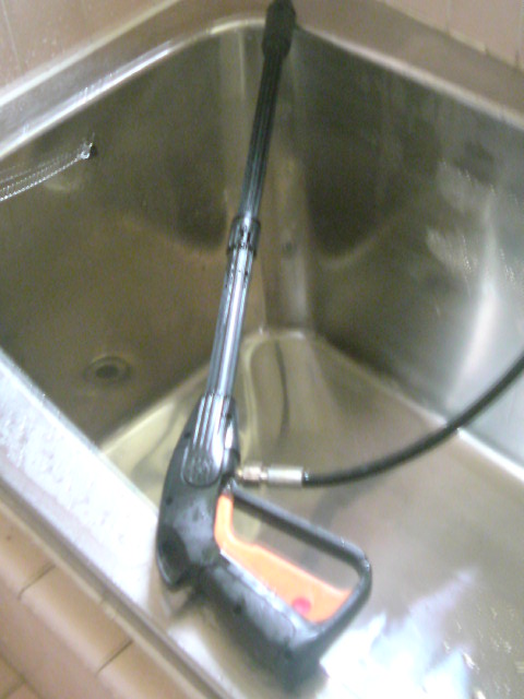 ���V���F�̐��E