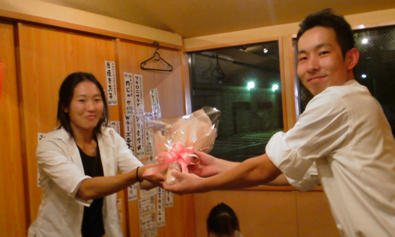 ���V���F�̐��E