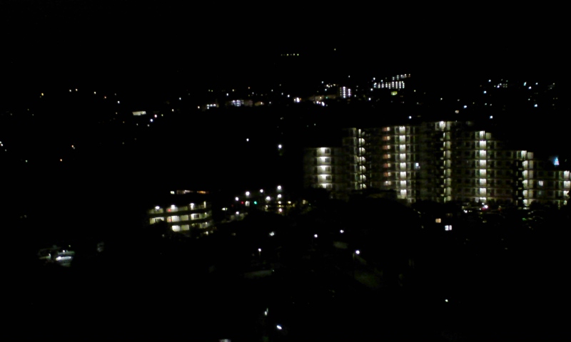 ���V���F�̐��E