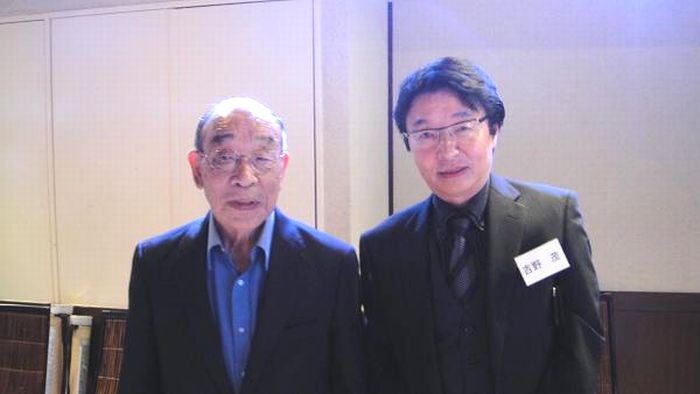 �S�W���𑢂�!�iBuild a Godzilla�j�M�j���[�����`�H�[