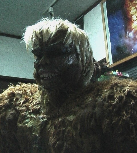 �S�W���𑢂�!�iBuild a Godzilla�j�M�j���[�����`�H�[