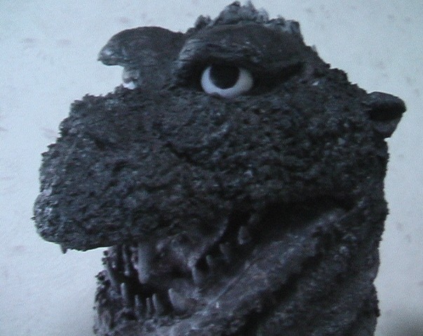 �S�W���𑢂�!�iBuild a Godzilla�j�M�j���[�����`�H�[