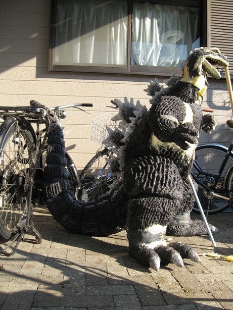 �S�W���𑢂�!�iBuild a Godzilla�j�M�j���[�����`�H�[