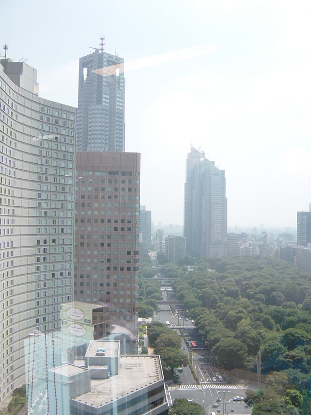 ���V����