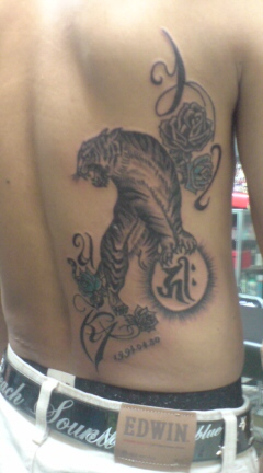 Tattoo Studio YOU              masa��-_-�ڂ₫