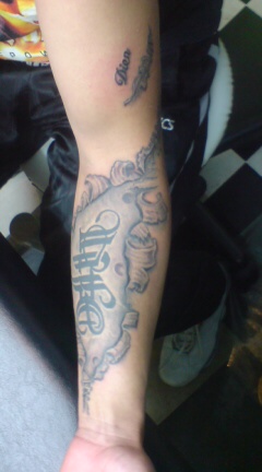 Tattoo Studio YOU              masa��-_-�ڂ₫