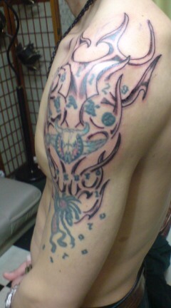 Tattoo Studio YOU              masa��-_-�ڂ₫