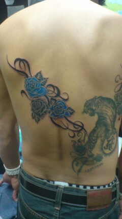 Tattoo Studio YOU              masa��-_-�ڂ₫