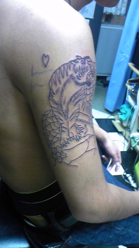 Tattoo Studio YOU              masa��-_-�ڂ₫