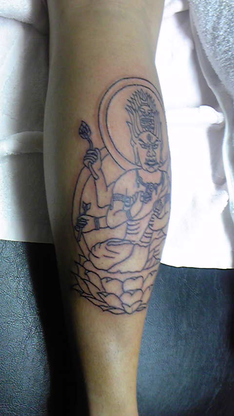 Tattoo Studio YOU              masa��-_-�ڂ₫