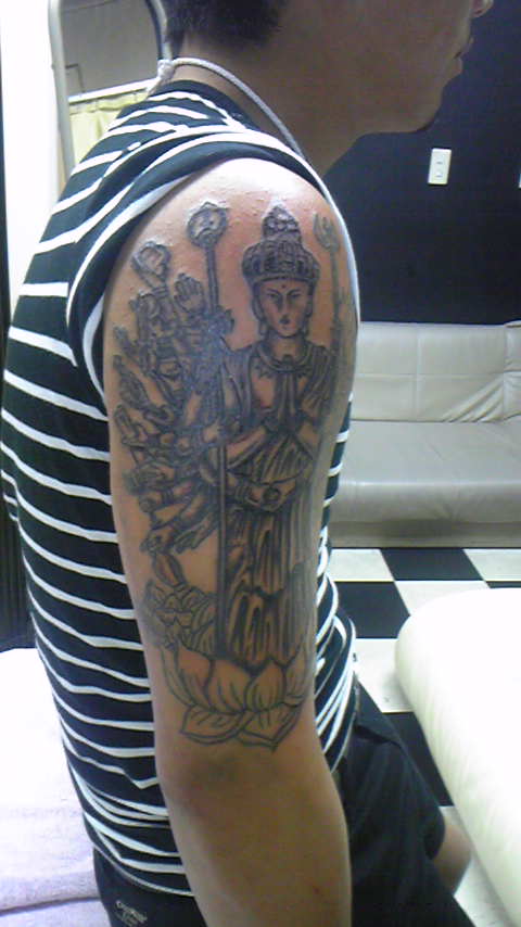Tattoo Studio YOU              masa��-_-�ڂ₫