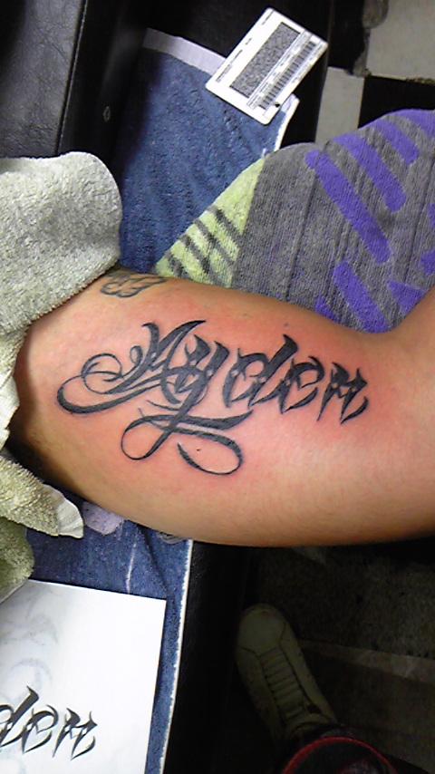 Tattoo Studio YOU              masa��-_-�ڂ₫