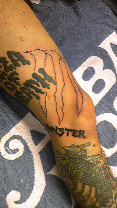 Tattoo Studio YOU              masa��-_-�ڂ₫