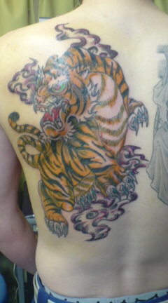 Tattoo Studio YOU              masa��-_-�ڂ₫