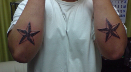 Tattoo Studio YOU              masa��-_-�ڂ₫