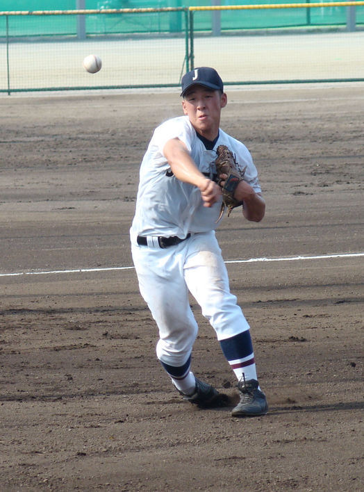 �Ƒ��̐���