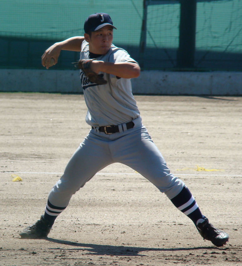 �Ƒ��̐���