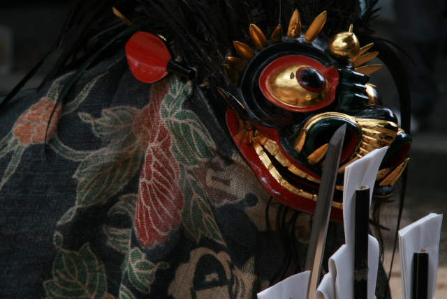 �� �� �T �� ��