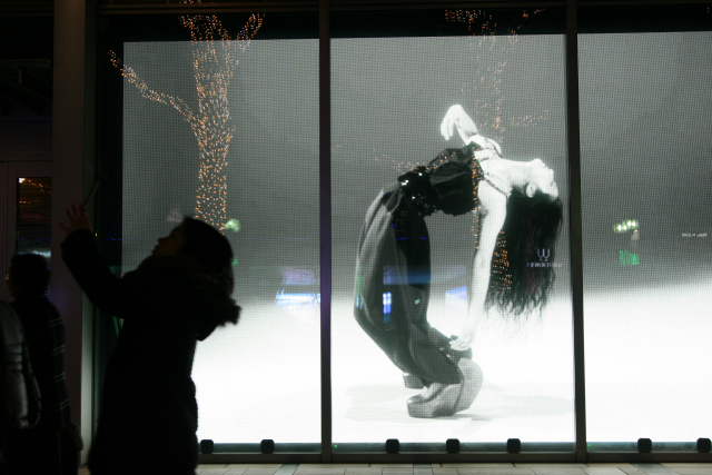 �� �� �T �� ��