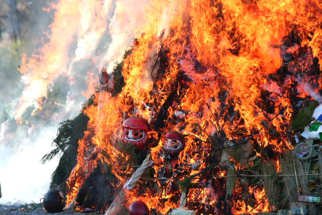 �� �� �T �� ��