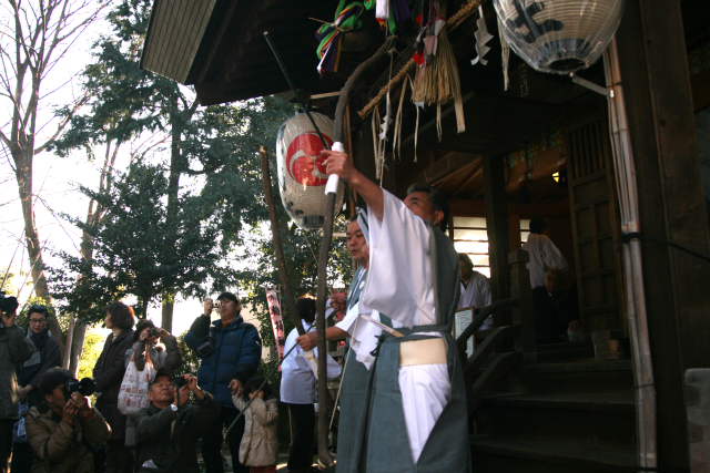 �� �� �T �� ��