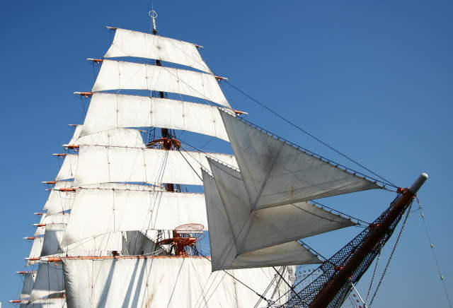 �� �� �T �� ��