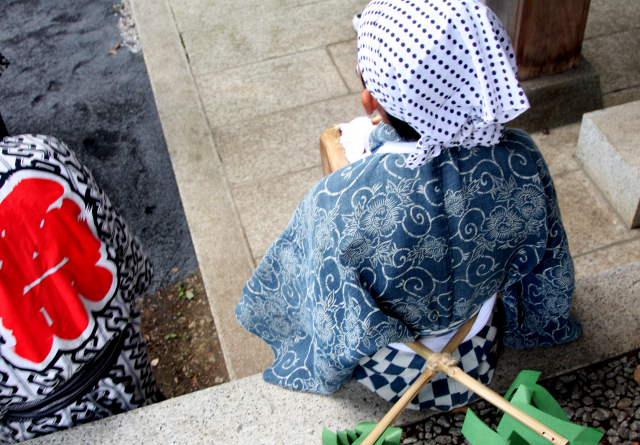 �� �� �T �� ��