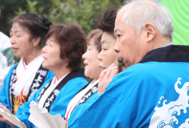 �� �� �T �� ��