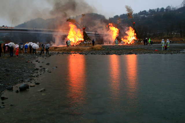 �� �� �T �� ��