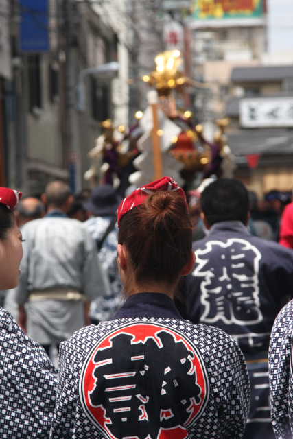 �� �� �T �� ��