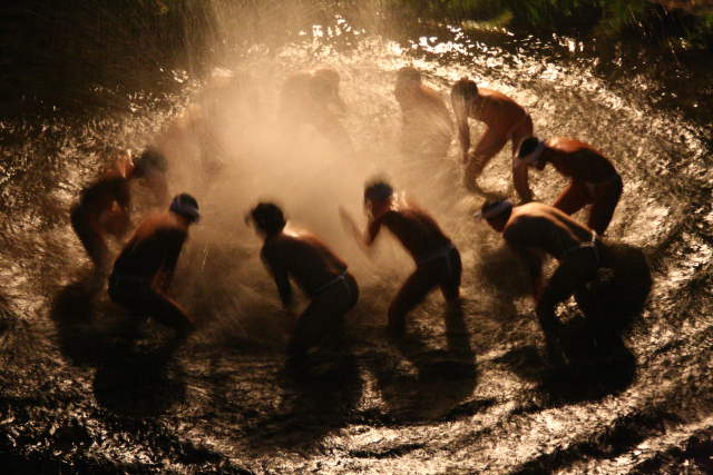 �� �� �T �� ��