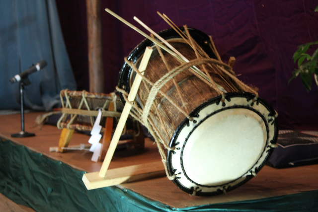 �� �� �T �� ��