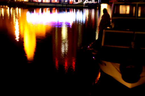 �� �� �T �� ��