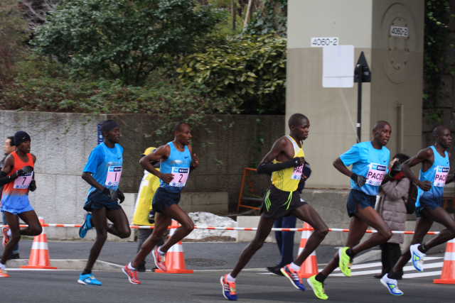 �� �� �T �� ��