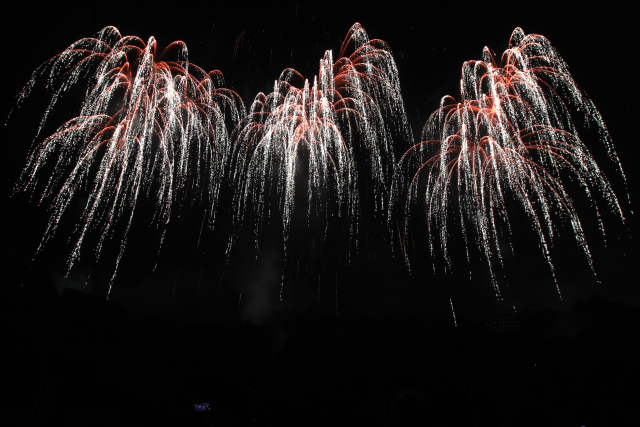 �� �� �T �� ��