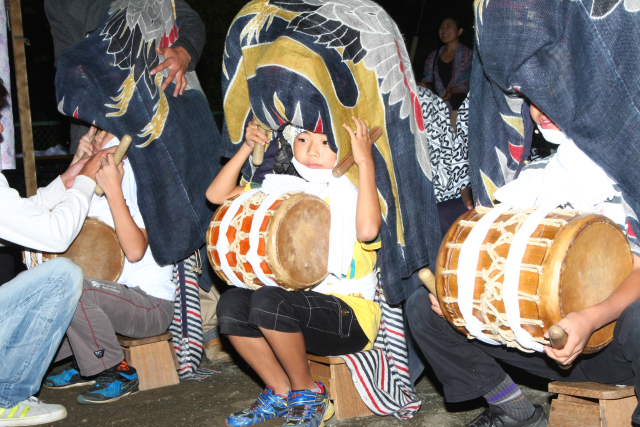 �� �� �T �� ��