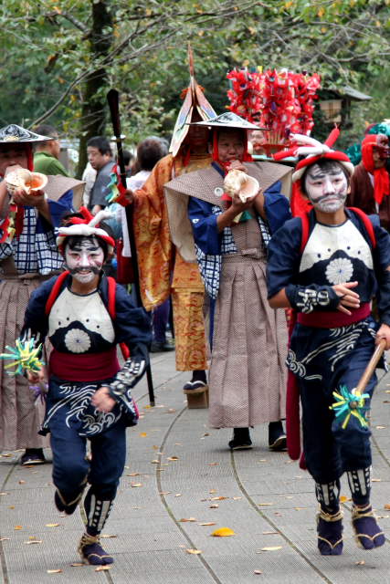 �� �� �T �� ��