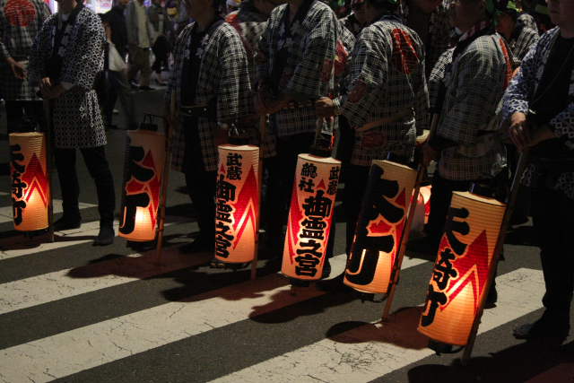 �� �� �T �� ��